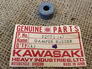 NOS Kawasaki Battery Rubber Damper 1973 1974 1975 F11 92075-147 - Foto 1 di 1