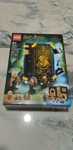 LEGO Harry Potter 76397 Hogwarts Moment: Verteidigung gegen die dunklen Künste Klasse NEU - Bild 1 von 6