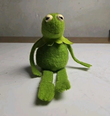 De colección 1979 KERMIT THE FROG Muppet Sad Beanbag Peluche Fisher Price Juguete 864 RARO Foto 1 de 4