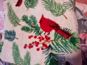 60 X 80 RED CARDINALS THROW NEW - Picture 1 of 6