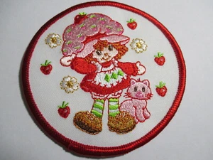  Patch Personaggi Animazione Cartoni Animati Fragola Shortcake e Gatto NOS Vintage   - Foto 1 di 3