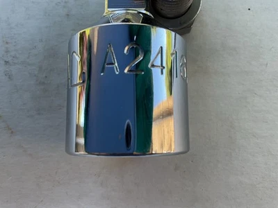 Mac Tools A24 16A -  3/4" Drive (F) to 1/2" Drive (M) Adapter. Hardly used. - Image 1 of 3