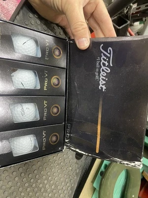 Titleist Pro V1 White Golf Balls 1 Dozen New W/logo - Image 1 of 3