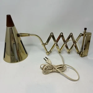 Vtg Mid Century Modern Accordion Scissor Wall Mount Sconce Lamp Brass Color - Picture 1 of 12