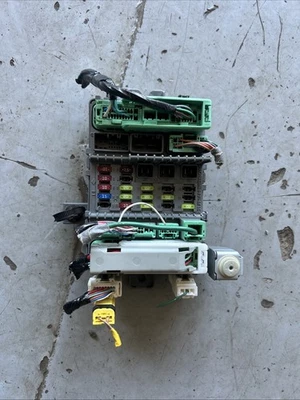 ✅Caja de fusibles cabina interior derecha Acura TSX 2009-2014 2,4 L TL2-A030 KT OEM ✅ Foto 1 de 4