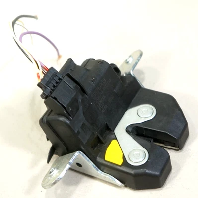 14-2019 Fiat 500L pestillo maletero puerta levadiza trasera portón trasero liberación bloqueo con conector oe Foto 1 de 4