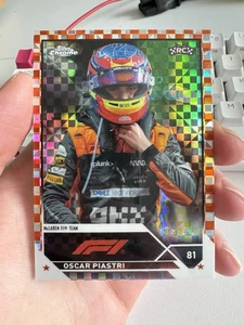 2023 Topps Chrome F1 Oscar Piastri Orange Checker Flag X-Fractor /25 Rookie - Bild 1 von 6