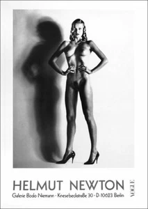 Helmut Newton Big Nude Berlino Vogue Exhibition Poster 33x23-1/4 - Foto 1 di 1
