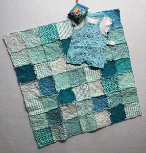 Baby Shark-Themed Sleeveless Romper & Quilt Set With Numbers Fabric Book - Picture 1 of 14