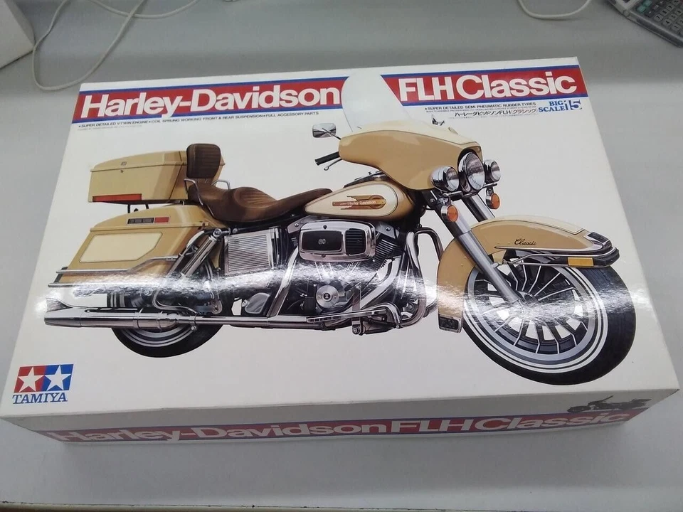 【Buono】Tamiya Harley-Davidson FLH Classic Plastic Modellino in scala 1/6... - Immagine 1 di 4