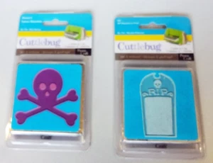 Vorsicht Totenkopf & RIP Grabstein Cuttlebug Stanze & Ordner Sets Provo Craft XBones NEU - Bild 1 von 6