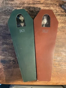 Juego de 2 figuras de muñeca coleccionables JUNPLANNING Pesadilla antes de Navidad U:JP - Imagen 1 de 12