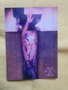 THE X- FILES . 1995 Topps Season 1 # 12 The X-Files Trading Card - Picture 1 of 2