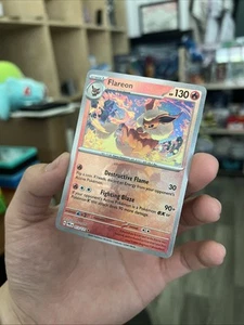 Flareon master ball pattern 013/131 PRISMATIC EVOLUTIONS - Picture 1 of 2