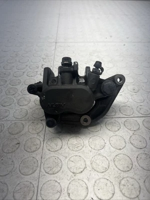 2005 Honda Shadow Spirit 750 VT750DC PINÇA DE FREIO DIANTEIRA DIREITA FABRICANTE DE EQUIPAMENTO ORIGINAL - Imagem 1 de 4