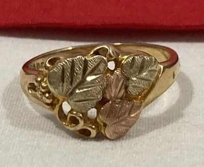 Landstrom’s Black Hills 10k Solid Yellow & Rose Gold Leaves Band Ring SIZE 7.75 - Image 1 of 4