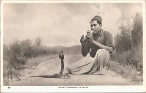 RPPC Ceylon (Sri Lanka) Snake Charmer with Cobra 1960 - Picture 1 of 2