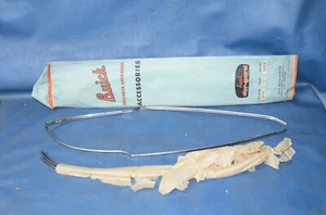 NOS 1957 Buick Super / Roadmaster / Riviera  4dr Door Edge Guard Set OEM 981828 - Picture 1 of 6