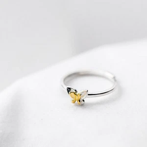 Wonderful Double Butterfly Design In 10K Two Tone Gold Women's Fashion Ring - Picture 1 of 4