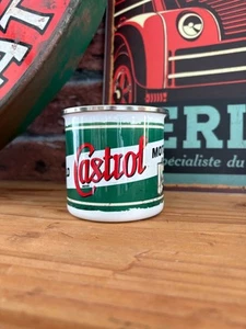 Mug émaillée Castrol, Tasse déco vintage huile pin up publicité café pompe - Imagen 1 de 4