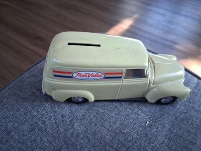 Ertl True Value '48 Chevy Panel Delivery Bank Diecast Monedas Banco Llave 1/25 A9 Foto 1 de 4