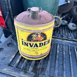 Vintage Invader Oil Can, 5 Gallon, Advertising, Rare, 5 Gallon Can Motor Oil - Picture 1 of 14
