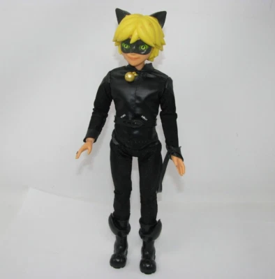 Figura de acción muñeca articulada Miraculous Ladybug CAT NOIR 11" Zag Bandai Foto 1 de 4