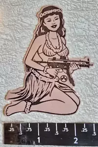 Adesivi logo Magpul Hula ragazza/mitragliatrice/decalcomania scatto spettacolo 2025 tattico AR AK - Foto 1 di 1