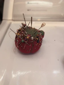 De colección JAPÓN Fresa Tomate Coser Pin Cusion con Agujas Ramillete y Alfileres de Coser -1 - Imagen 1 de 6