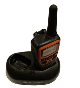 Midland X-talker T5101A Walkie Talkie Radio W/18CVP15 Charger. Needs Battery - Zdjęcie 1 z 5
