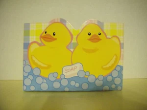 2 KINDER BOXCO DUCKIE GESCHENKBOX FÜR GESCHENKARTIKEL, NOS - Bild 1 von 3