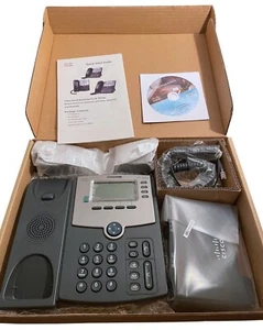 Cisco SPA504G 4-Line IP Phone w/ 2-Port Switch, PoE, LCD disp - BRAND NEW in box - Picture 1 of 4