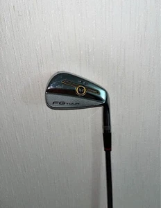 Wilson Staff FG Tour 100 8 Iron - Picture 1 of 3