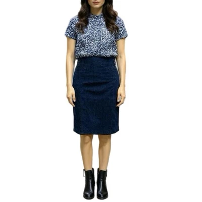 Ann Taylor Jean Skirt Womens Sz 4 Straight Pencil Dark Denim Knee Hem City Chic - Image 1 of 4