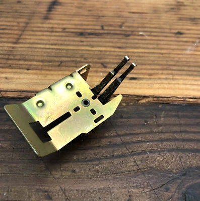 Dual 1224 1225 1226 1228 Turntable / Record Payer Part Out : Muting Switch - Image 1 of 2