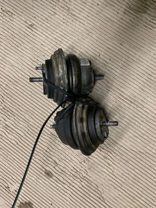 JAGUAR XK XKR X150 5.0 ENGINE MOUNTS PAIR 8W83-6A003-BA - Picture 1 of 3