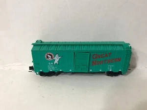 Intermountain Great Northern 40' Boxcar N Scale - Picture 1 of 8