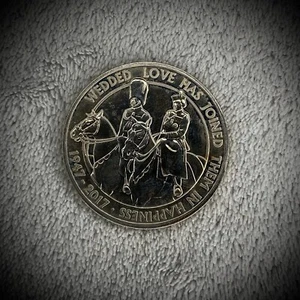 UK Five Pound Coin - 2017 - Platinum Wedding Anniversary - Picture 1 of 2