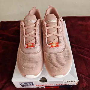 Skechers Womens (Wide Fit) Chunky Trainers Bobs Squad pink UK Size 6 BRAND NEW - Picture 1 of 6