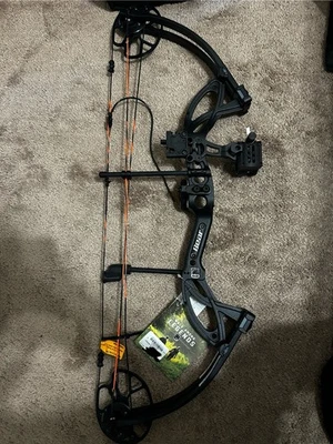 Bear Archery Cruzer G2 Adult Bow black/orange - Image 1 of 3