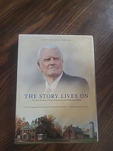 The Story Lives On: The Billy Graham Library Dedication and Celebration Event - Picture 1 of 5