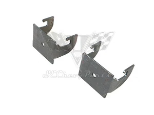 1961-1964 Chevy Impala 2 Door Hardtop Rear Back Seat Floor Mounting Bracket PAIR - Foto 1 di 2