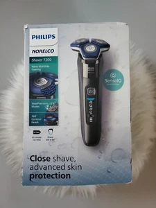 Philips Norelco Shaver 7200, Rechargeable Wet & Dry Electric Shaver with SenseIQ - Picture 1 of 8