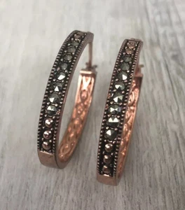 Oval Hoop Earrings Faux Gold & Faux Diamond Women’s Jewelry 1 1/4” Inch - Picture 1 of 9