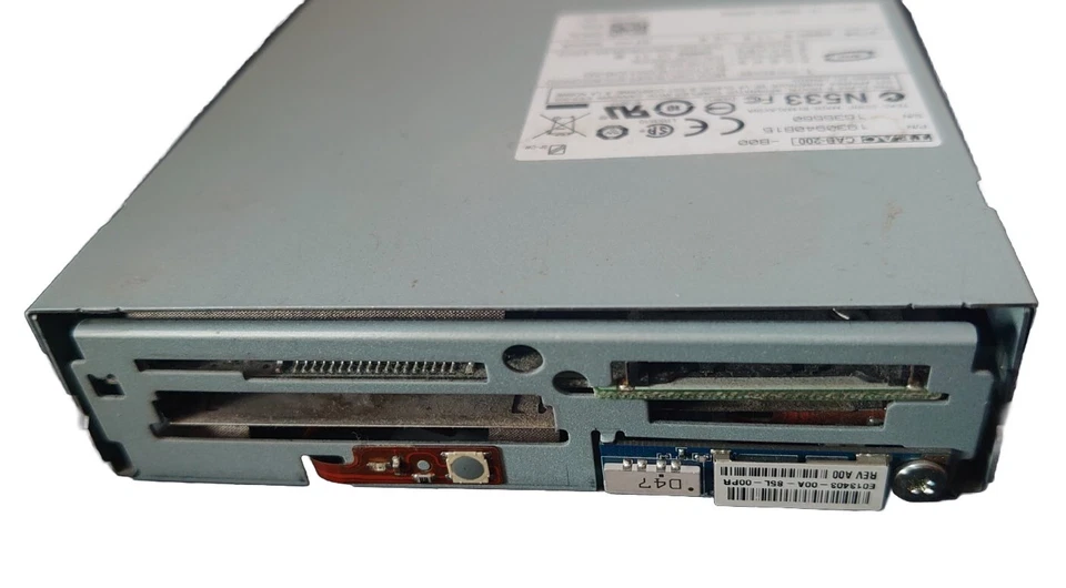 TEAC CAB-200 USB  Card Reader with bluetooth Dell XPS 420 Tower - Image 1 of 4