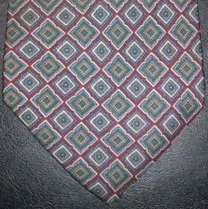 Windsor Tie Silk Red White Teal Green Ivory Gray Geometric Design NIB t1448  - Picture 1 of 4