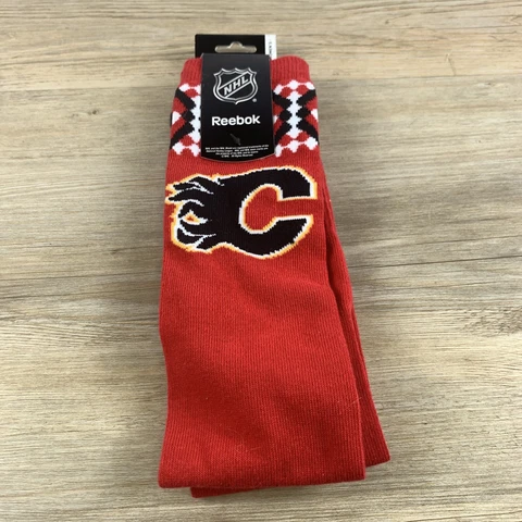 Calgary Flames Socks NHL Reebok Size Large Socks Brand New Red Cover