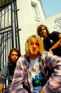 NIRVANA - IMÁN FOTO REFRIGERADOR 3"-5" - Imagen 1 de 1