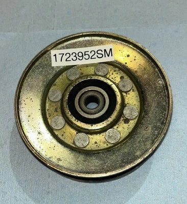 Simplicity 1723952SM Pulley OEM NOS Snapper Massey Ferguson - Image 1 of 2