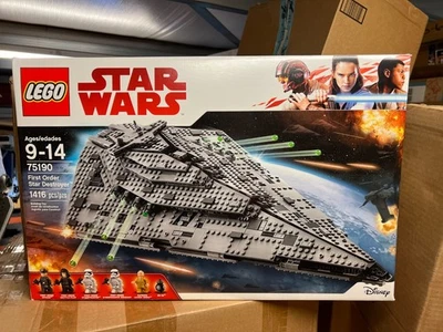LEGO 75190 Star Wars The Last Jedi First Order Star Destroyer 1416 PCS NEW SEAL - Image 1 of 4